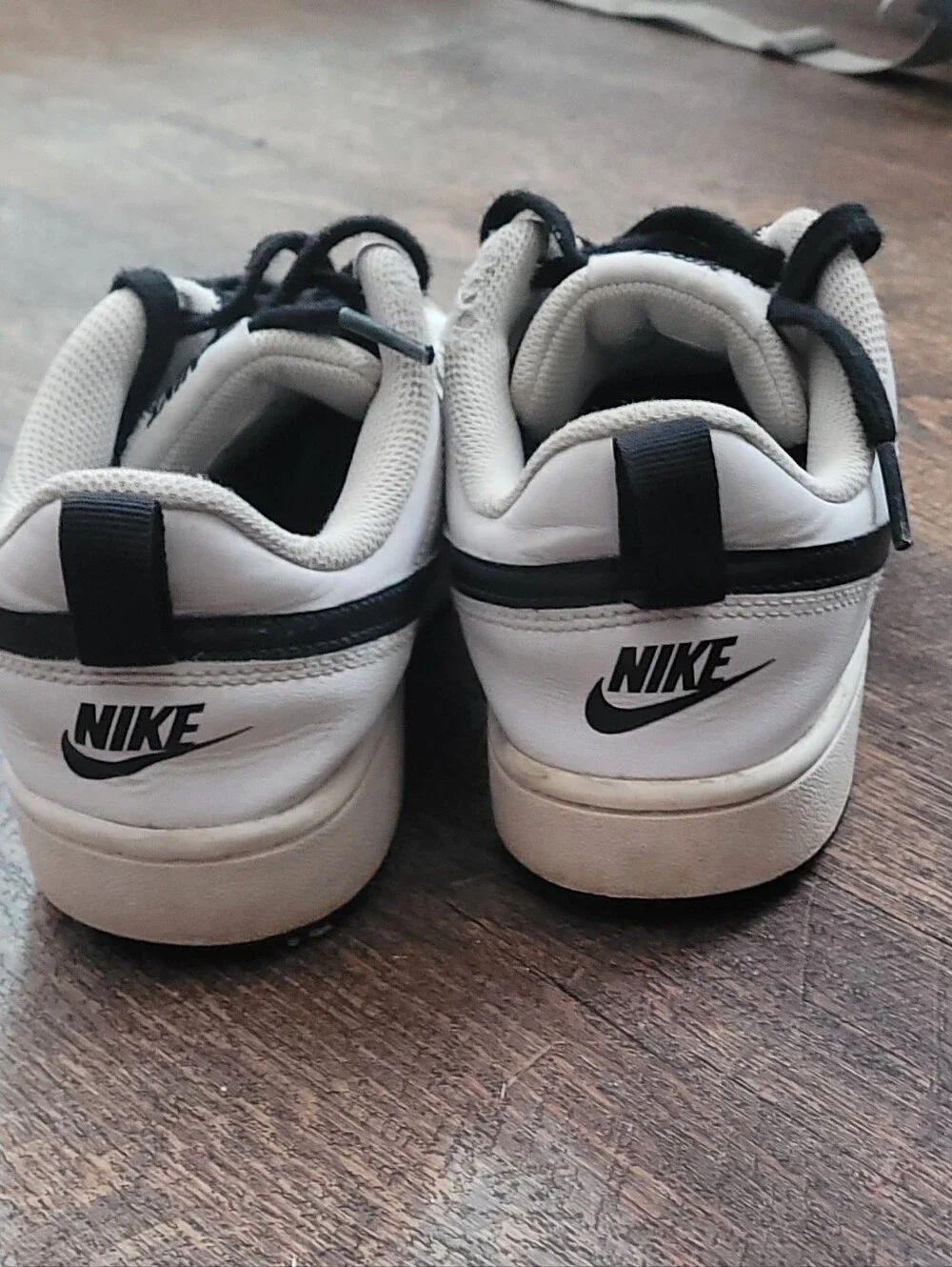 Nike Men’s White and Black Low Top Sneakers with Swoosh